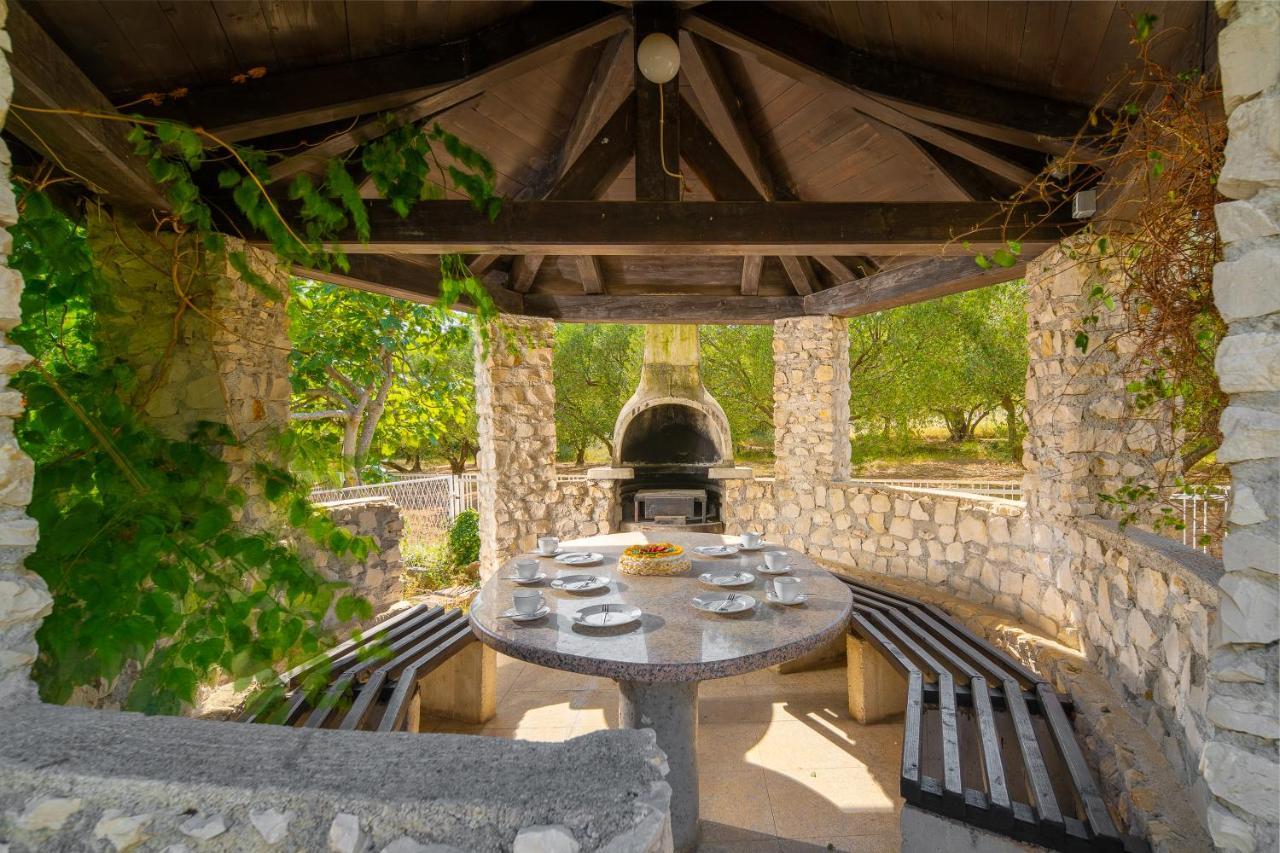 Lusi House Villa Sveti Filip i Jakov Exterior photo